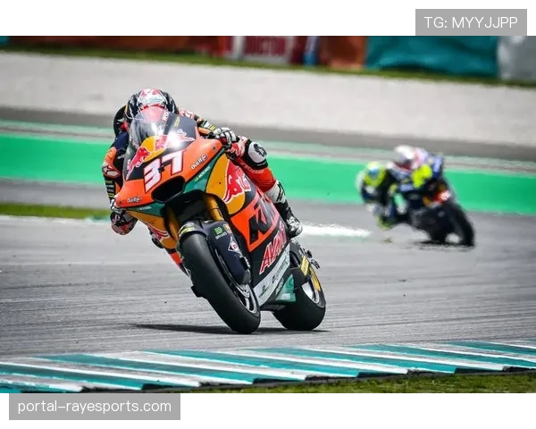 赫雷斯测试:阿科斯塔首次接触KTM RC16赛车的记忆与现状对比