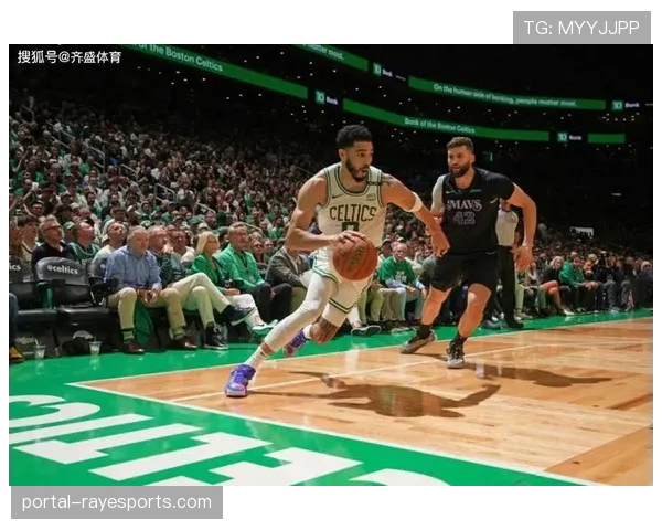 勇士主场迎战凯尔特人，残阵对决波尔津吉斯有望迎首秀